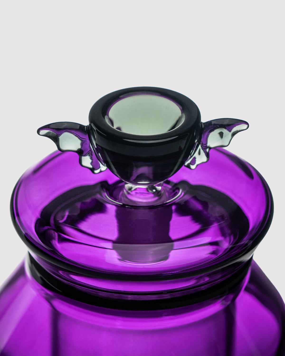 top view of witch's brew gravity bong and bat bowl