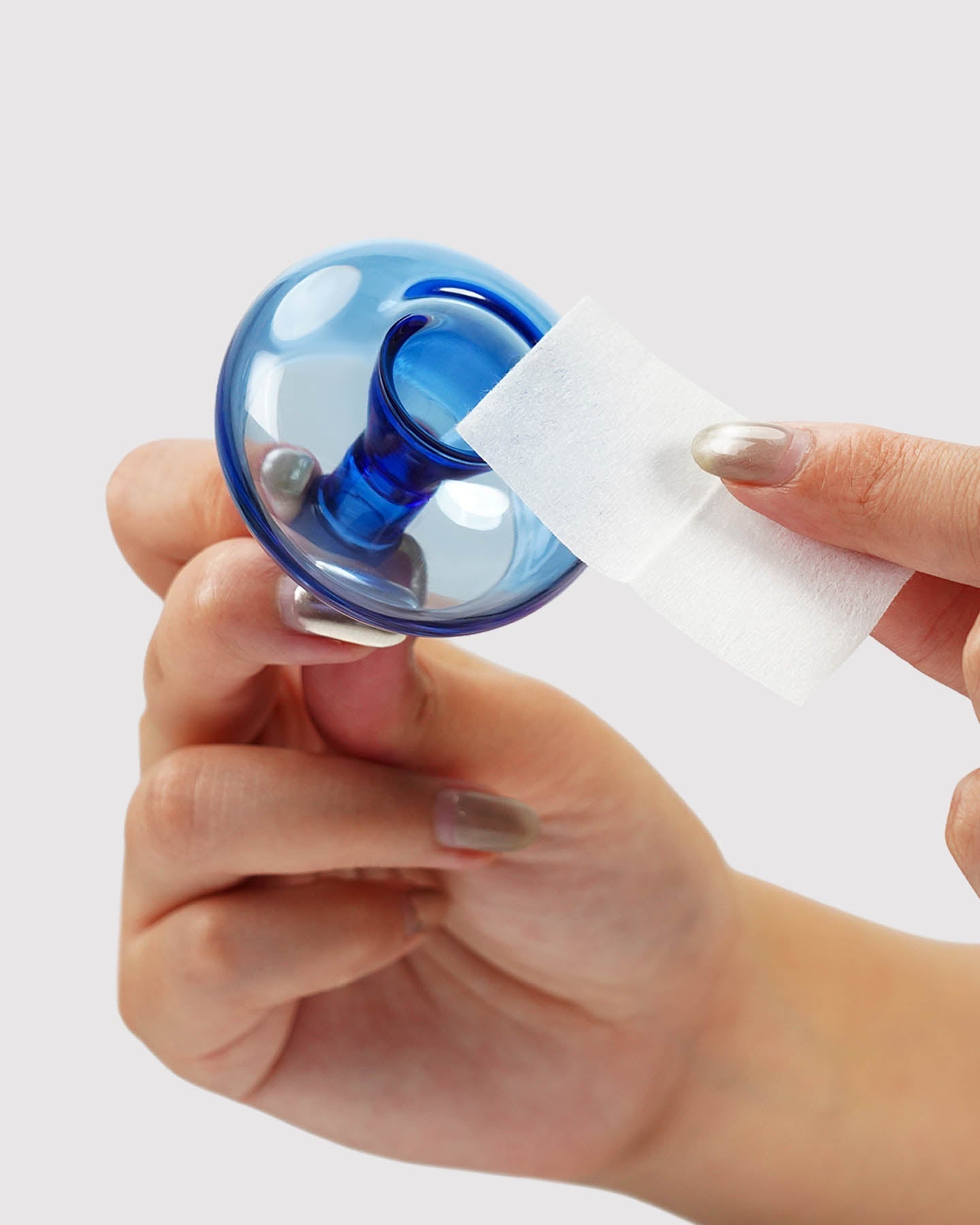 3 Steps to Cleaning Your Gravity Bong Bowl
