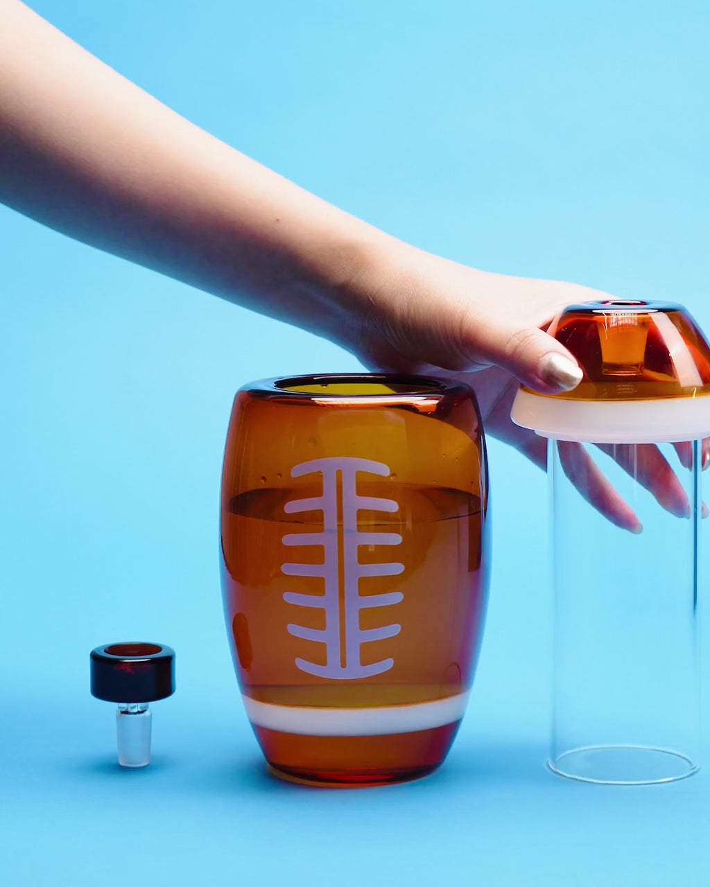 football gravity bong assembly and usage clip 